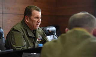 Сергей Куницын: Если бы показали зубы в Крыму, никакого Донбасса не было бы