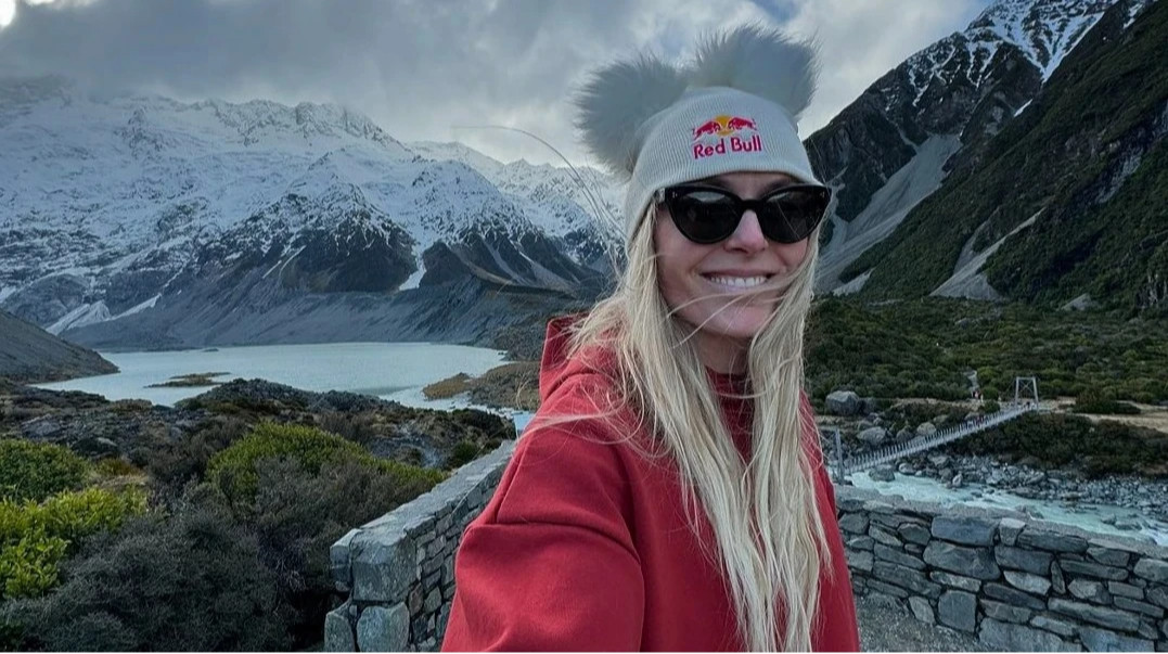 Гірські лижі. Вонн – шоста у своєму першому швидкісному спуску після повернення