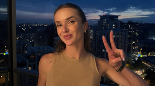 Підкорює хвилі на серфі: Світоліна поділилася ефектними кадрами активного відпочинку