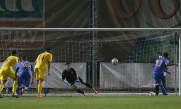 Булеца: Пенальті у ворота збірної Румунії U-21 не було