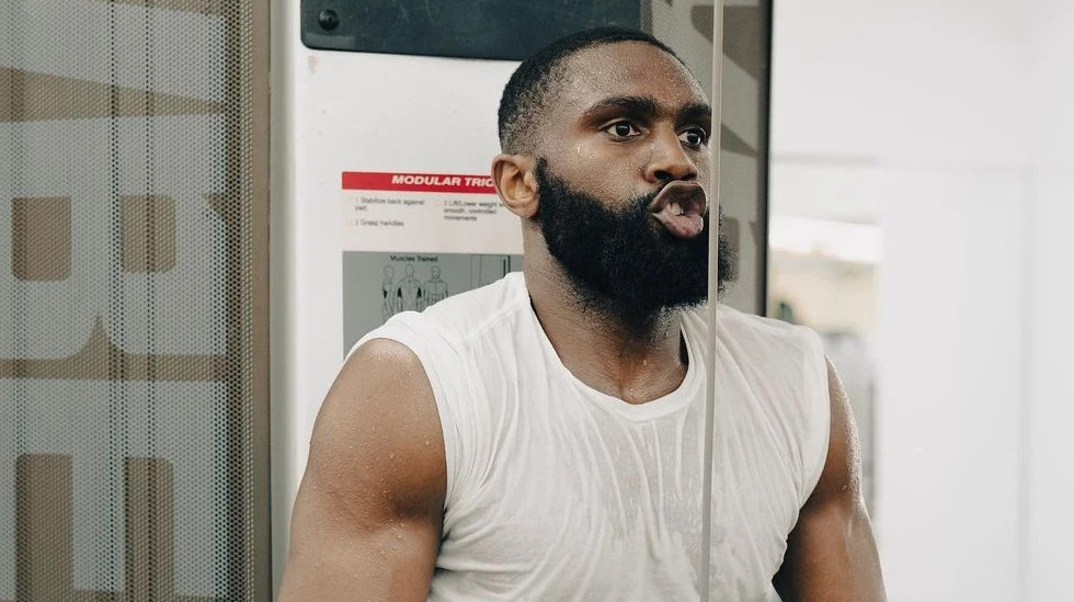 Экс-соперник Чухаджяна сменит весовую категорию