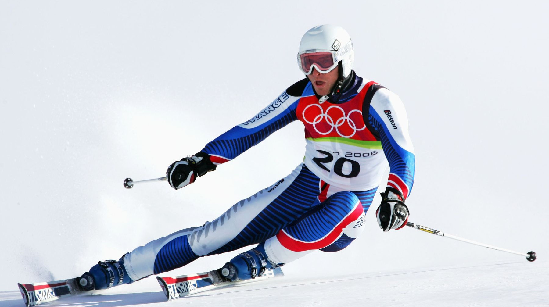 Призер Олимпийских игр обвиняется в сексуальных домогательствах к несовершеннолетним спортсменкам