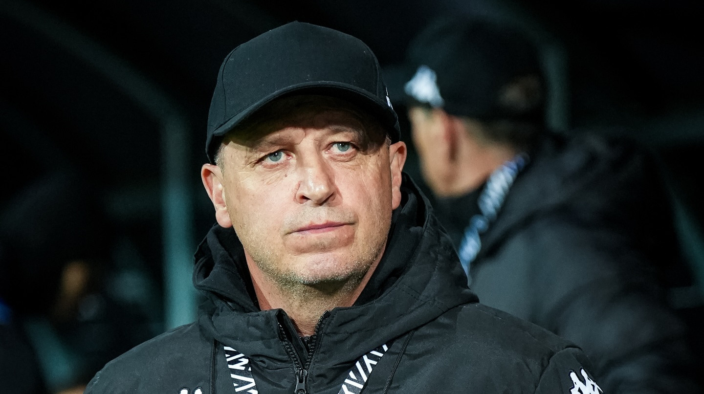 Вернидуб потиснув руку російському тренеру з бази Миротворець