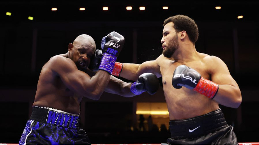 Вайт мав травму напередодні бою з Ітаумою