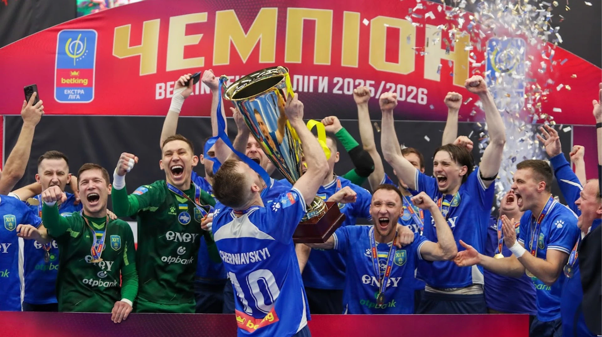 Чемпіонський характер ХІТа та незавершена історія бронзової серії: підсумки фіналів плейоф Екстра-ліги
