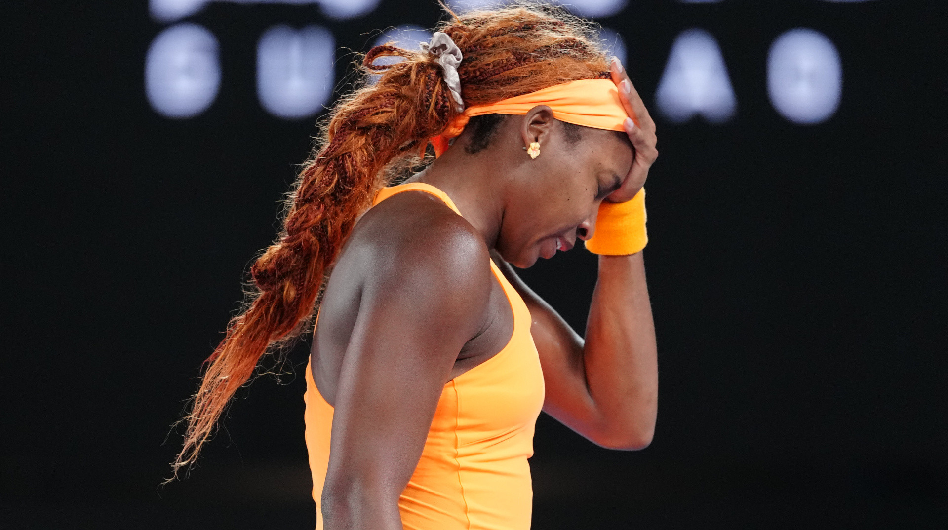 Гофф разбила свою ракетку после поражения от Свитолиной на Australian Open