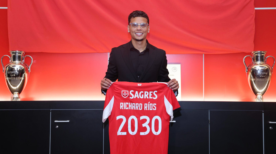 Бенфіка підписала хавбека, на якого претендувала Рома