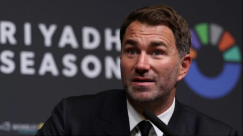 Усик чи Кроуфорд: промоутер Джошуа назвав свого лідера P4P