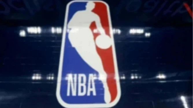 Нью-Йорк победил Юту Михайлюка, Клипперс в результативной перестрелке одолел Миннесоту в регулярном чемпионате НБА