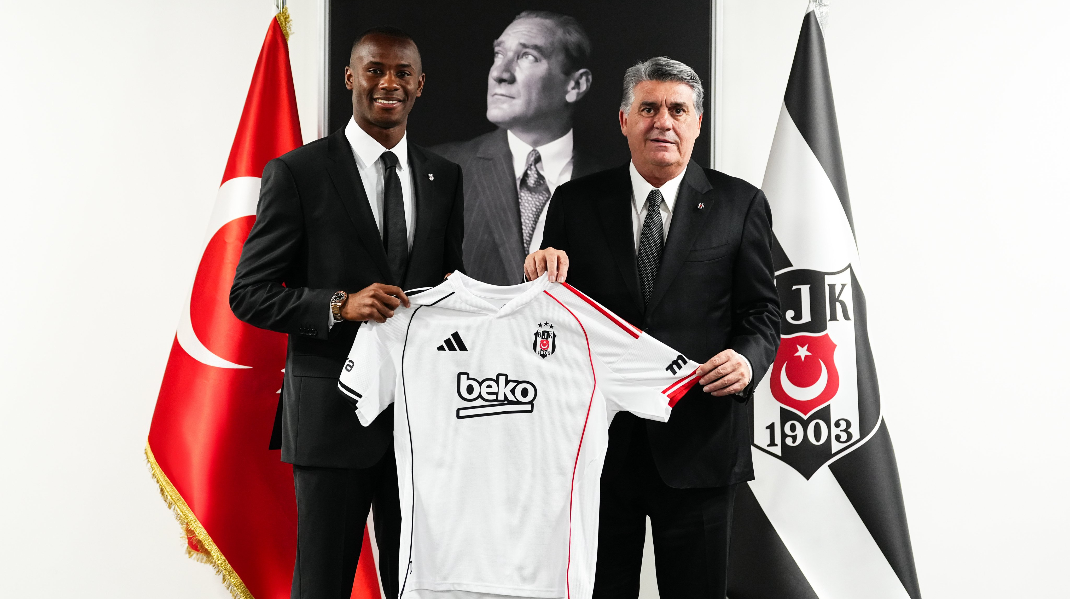 Бешикташ подписал защитника Ювентуса