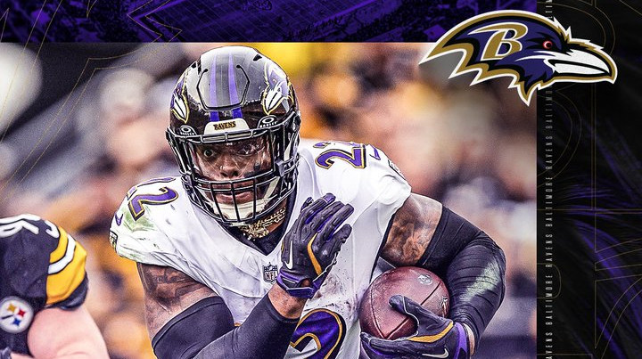 Зірковий гравець в американський футбол домовився про новий контракт на 30 млн