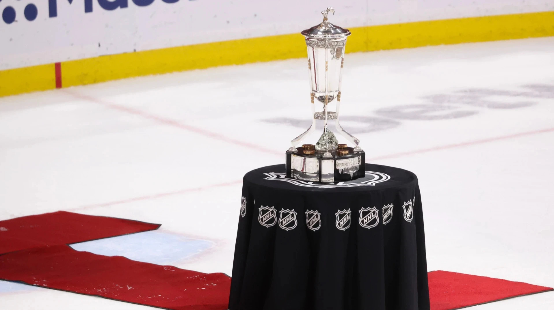 Тампа-Бэй проиграл в овертайме Монреалю, валидольная победа Баффало в плей-офф НХЛ