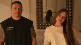 Усик підкорив TikTok: український боксер станцював із донькою та став головною зіркою вірусного відео