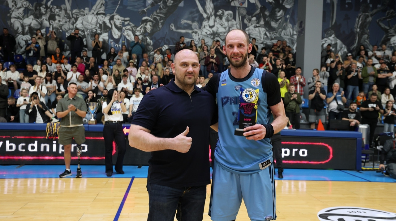 Визначилися найкращий тренер, форвард, захисник та MVP за підсумками сезону Суперліги 2024/25