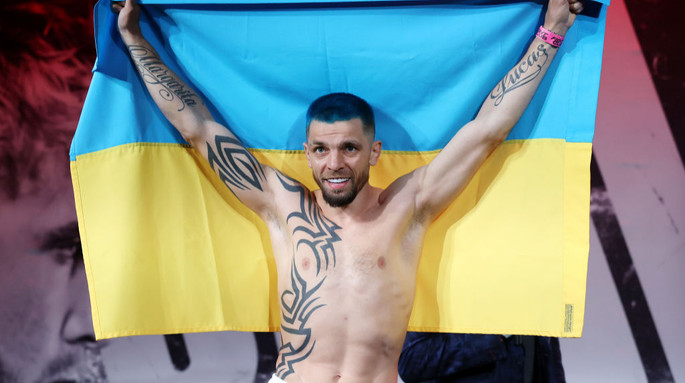 Ображав Усика, бився з Ломаченком у храмі: головний фрік українського боксу Іван Редкач завершив кар’єру