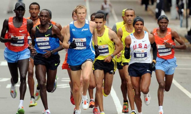 Після марафону: шокуючі кадри учасників, які пробігли 42 кілометри. ВІДЕО