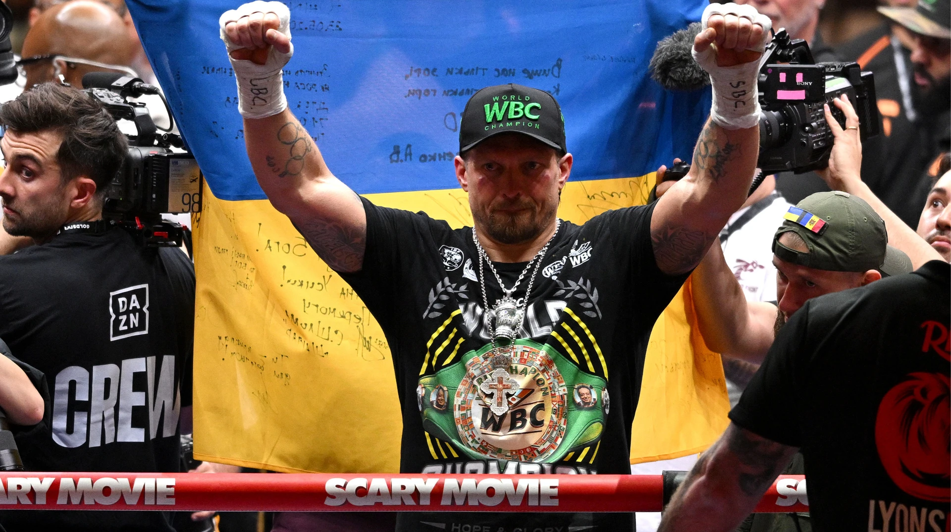 Олімпійський призер оцінив боксерську спадщину Усика, порівнявши українця з легендами минулого