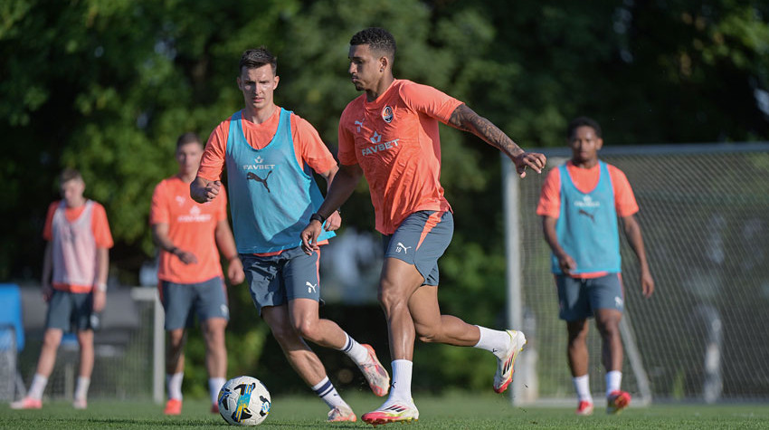 Відомі перші суперники Шахтаря на літніх зборах у Словенії