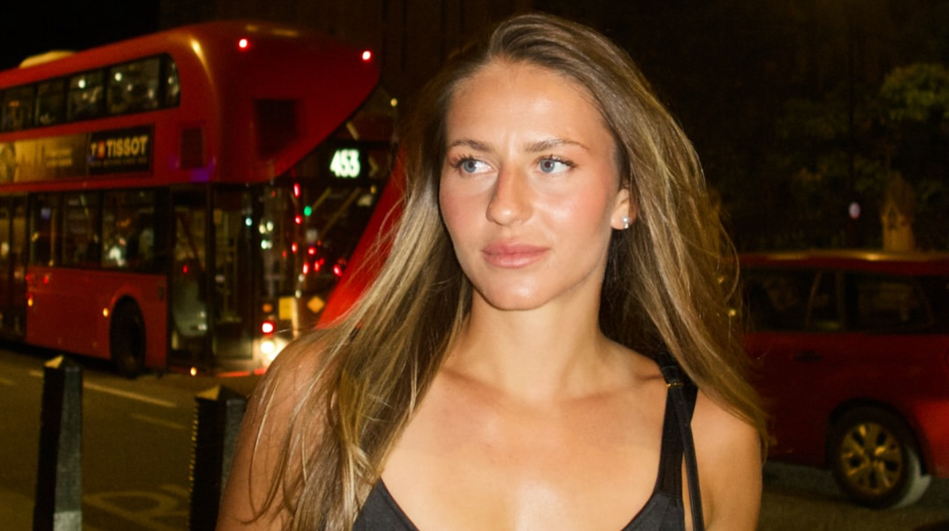 Костюк вразила прихильників шикарними формами під час відпочинку на яхті