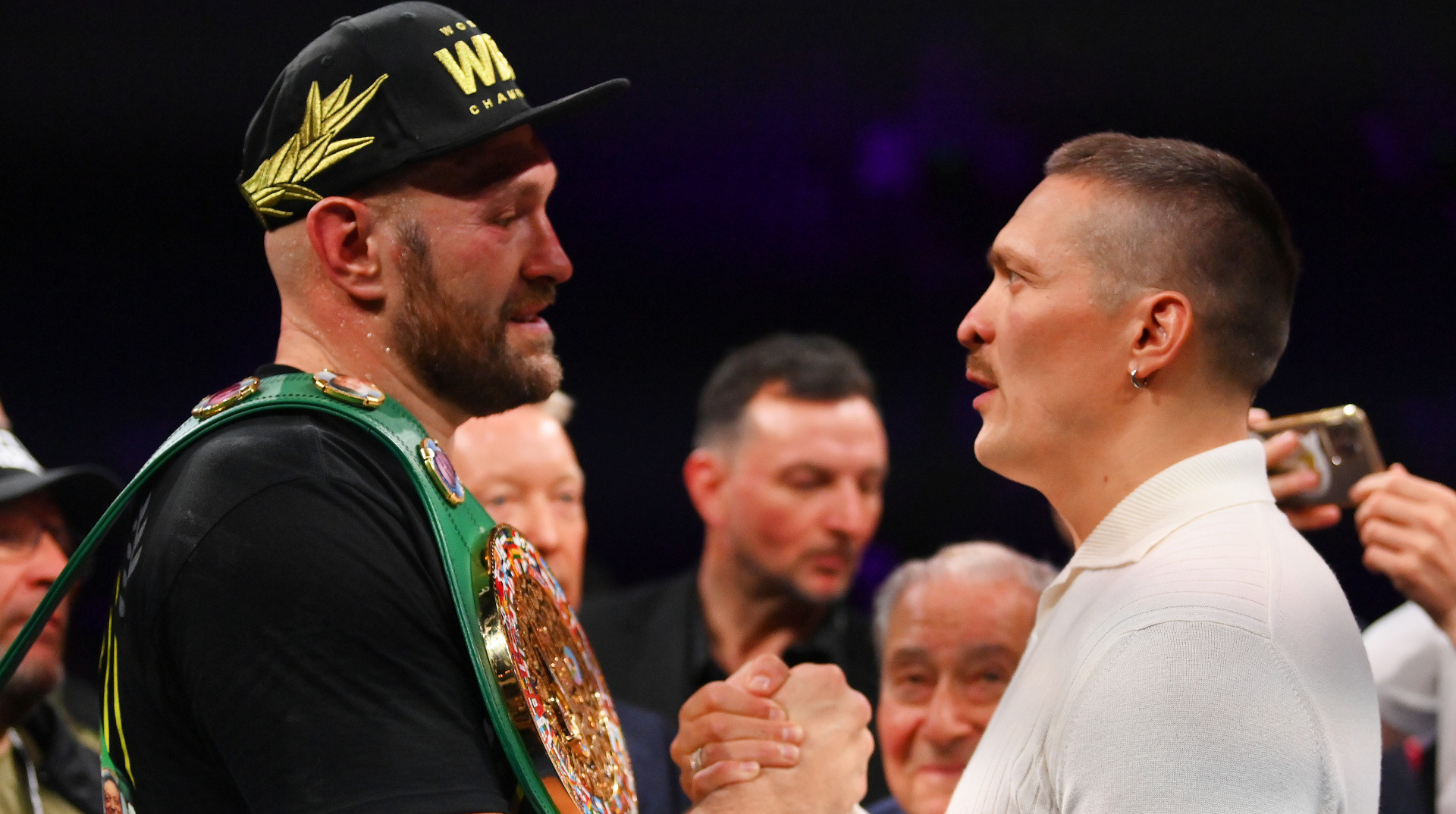 Победил два раза, – Фьюри нашел политические решения в проигранных боях против Усика