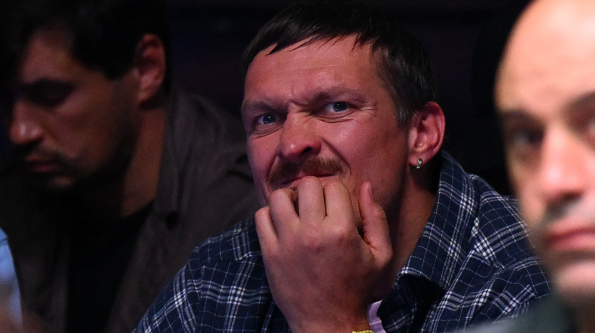 Усик – про свої сни: Чиновники якісь щось мені казали, що я щось не так сказав