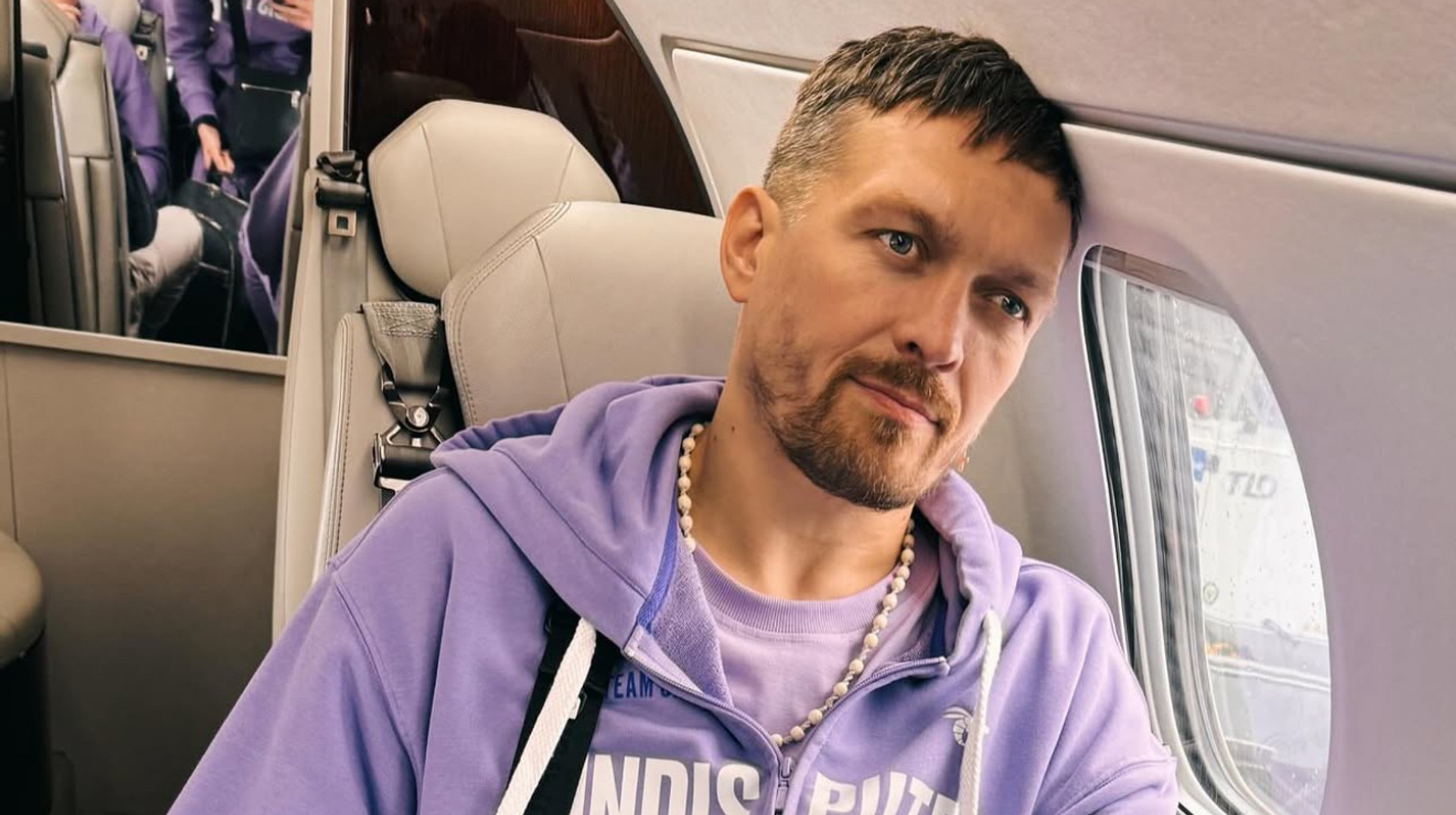 Усик провів відкрите тренування на одному із пляжів в Маямі