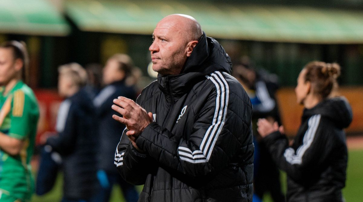 Головний тренер жіночої збірної України залишив посаду