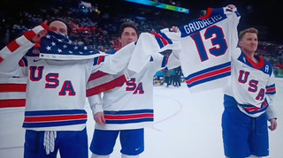 Збірна США з хокею присвятила перемогу на Олімпіаді гравцю, який трагічно загинув в автокатастрофі