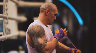 Вийшов на фінішну пряму у підготовці до реваншу з Дюбуа: Усик показав шикарну форму на тренуванні