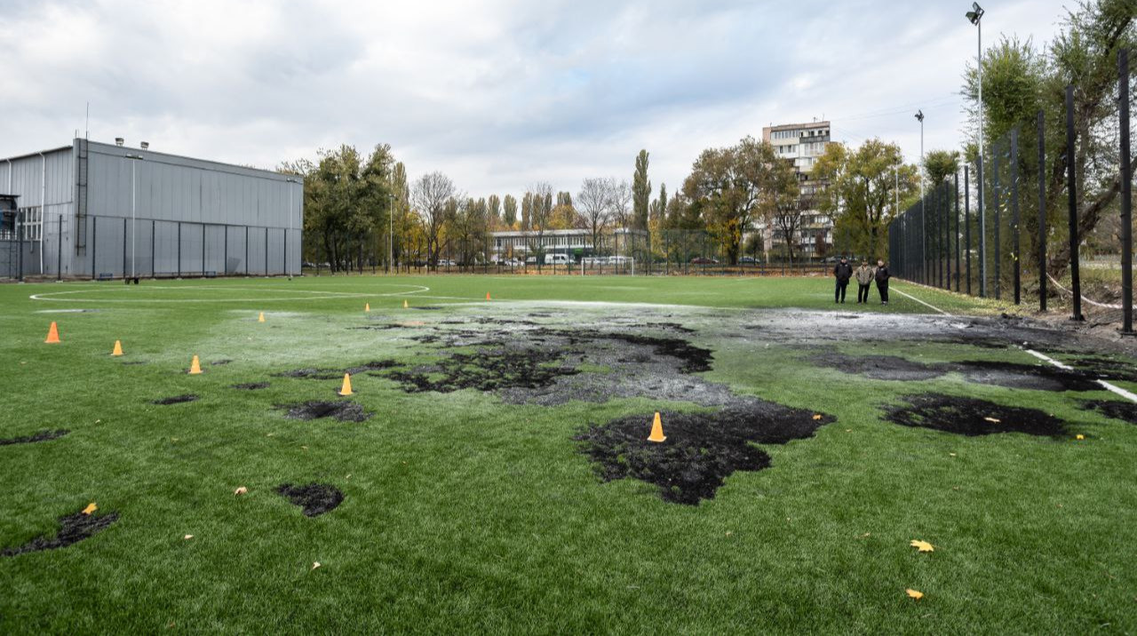 Академии Полесья и Металлиста 1925 получили повреждения в результате российского обстрела