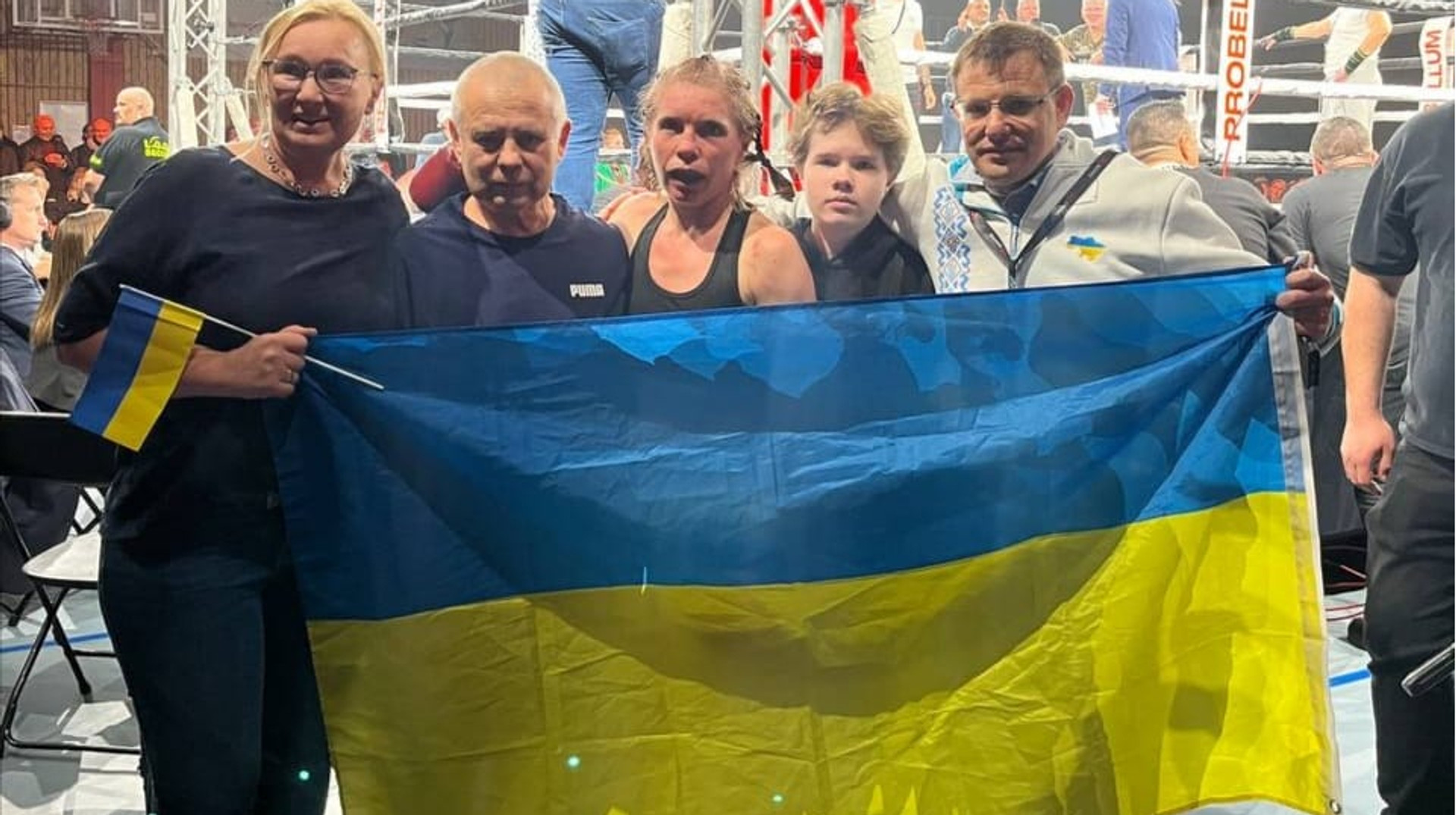 Українка в 53 роки продовжує битися в рингу та отримує за це по 200 євро за раунд