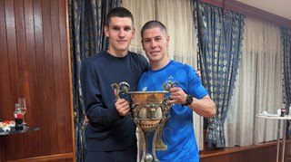 Стопами Ломаченка та Усика: зірки Динамо привітали фанатів із Хрещенням за старим календарем