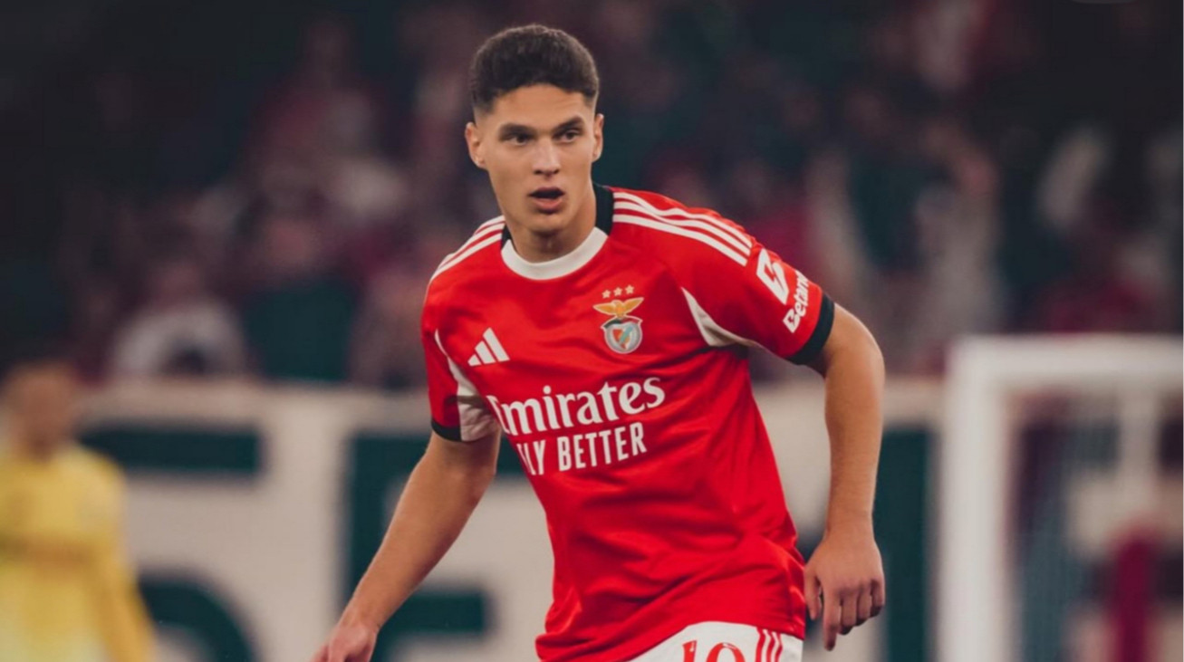 Стали известны оценки Трубина и Судакова за матч с Аяксом