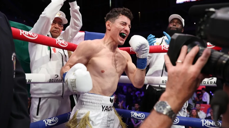 Роуч та Сепеда битимуться за вакантний титул WBC у легкій вазі