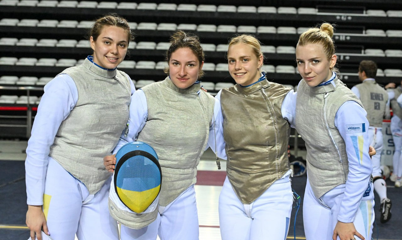 Українські рапіристки здобули срібло на молодіжному чемпіонаті Європи