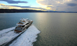 Красиво жити не заборониш: Мак-Грегор придбав яхту за 4 мільйона доларів. ФОТО