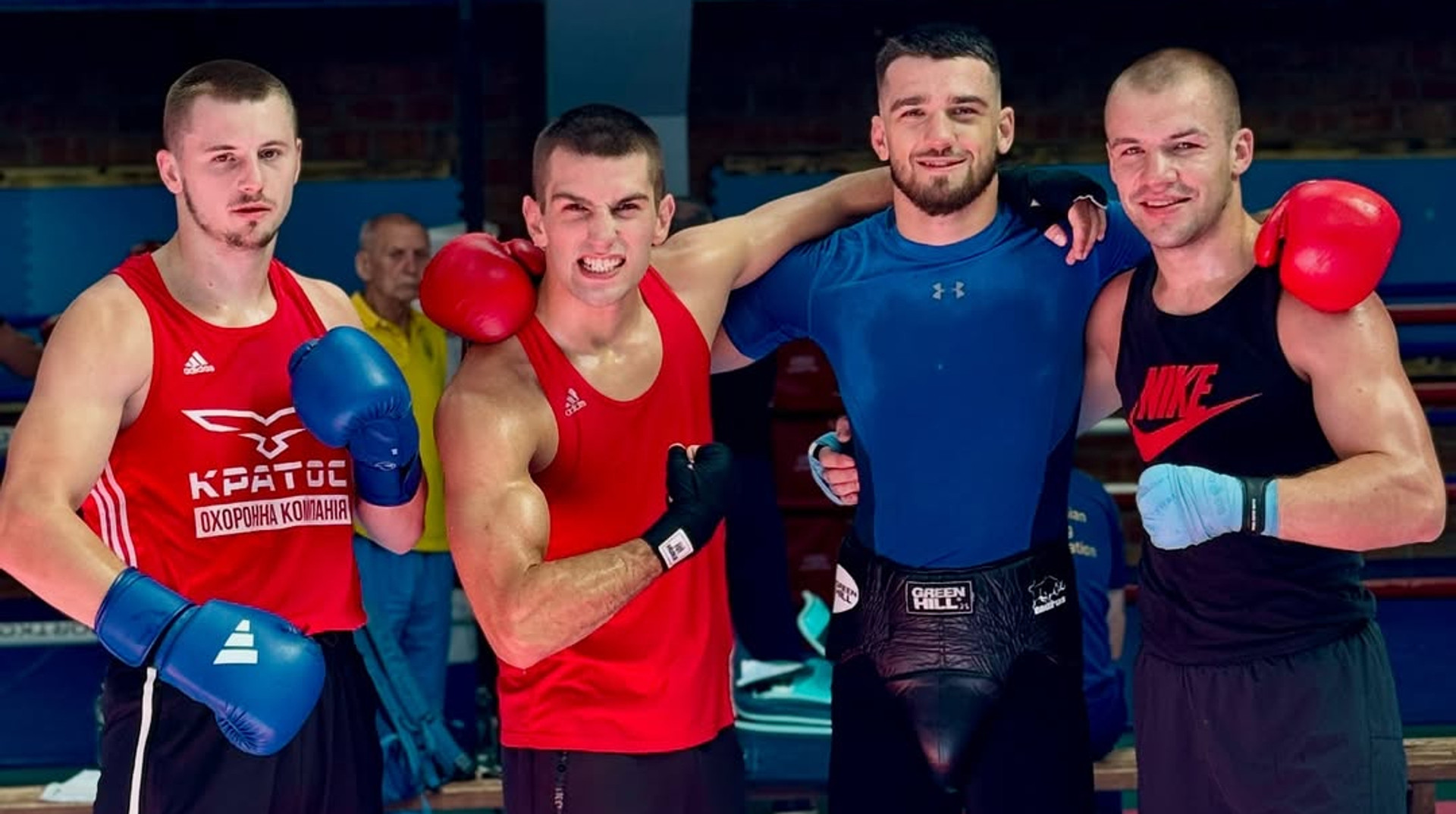 Боротьба за місце в складі в ринзі та поза ним: Україна вирушає на чемпіонат світу з боксу