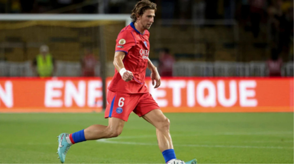 Забарний вийшов на заміну та зіграв разом із Сафоновим за ПСЖ