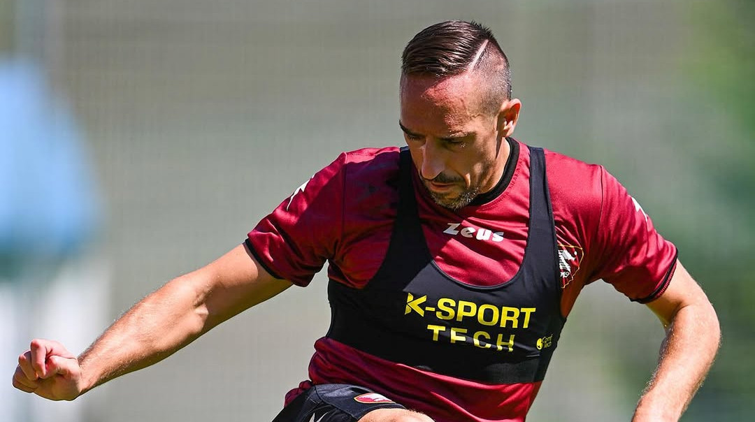 Звездный Франк Рибери упоминается в файлах Эпштейна