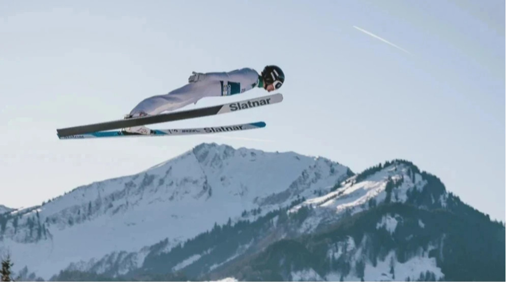 Стрибки з трампліна. Українці залишилися без очок у першому старті ЛГП-2025