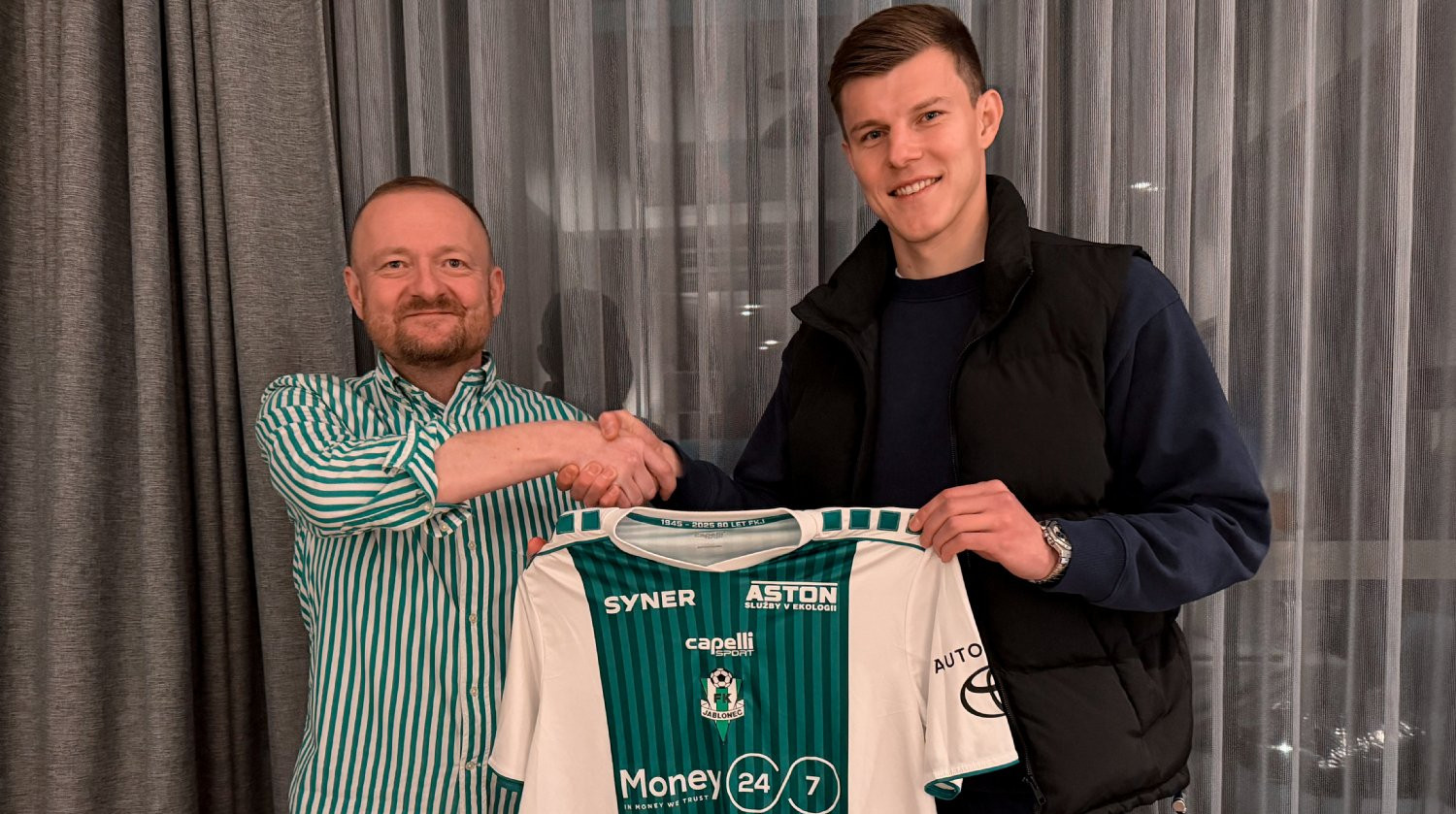 Яблонець оголосив про підписання Соболя