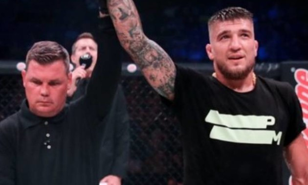 Амосов - Рут: Відео переможного бою українця на Bellator 239