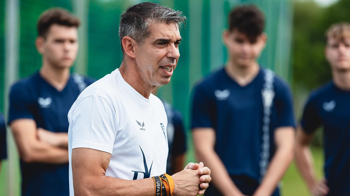 Экс-тренер Шахтера возглавил венгерский клуб