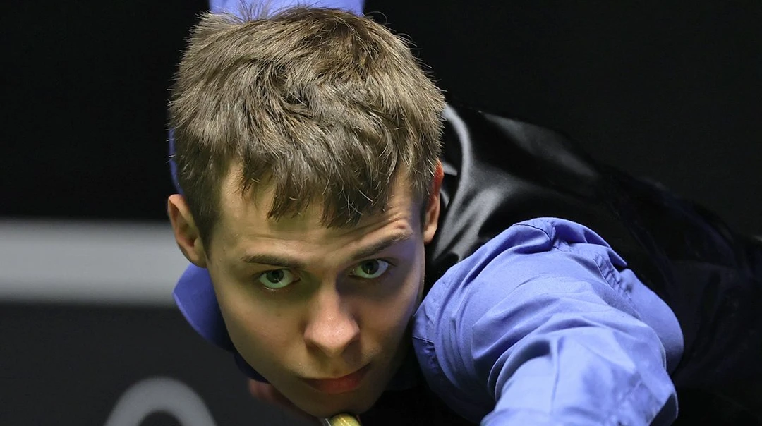 Казаков обыграл двукратного финалиста чемпионата мира