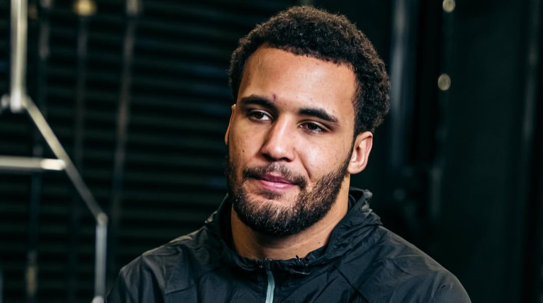 Не узнали, как он реагирует, когда в ответ тоже что-то прилетает, – Беллью упрекнул Итауми в выборе соперника