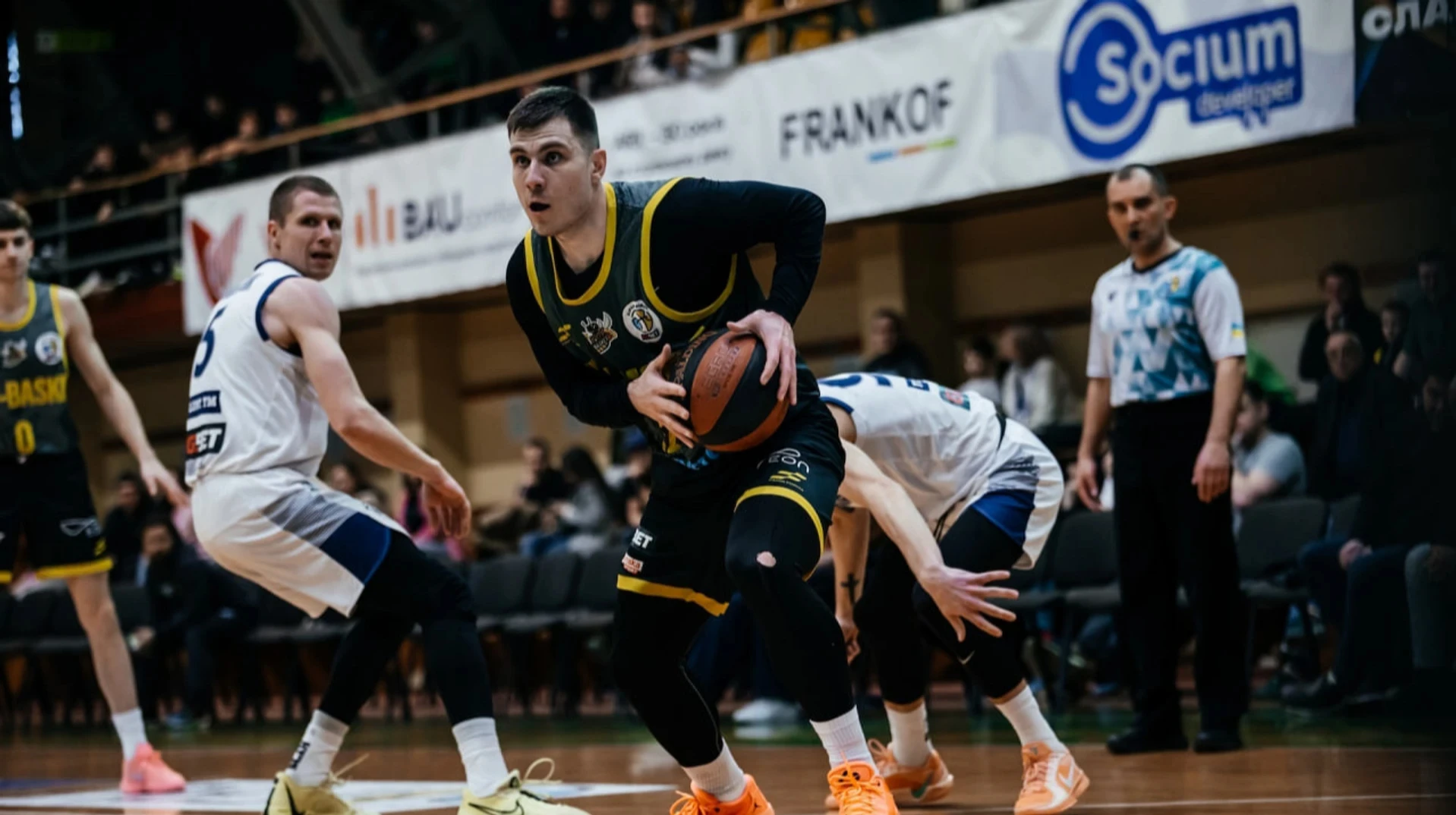 Дніпро переграв Київ-Баскет у першому матчі фінальної серії Суперліги