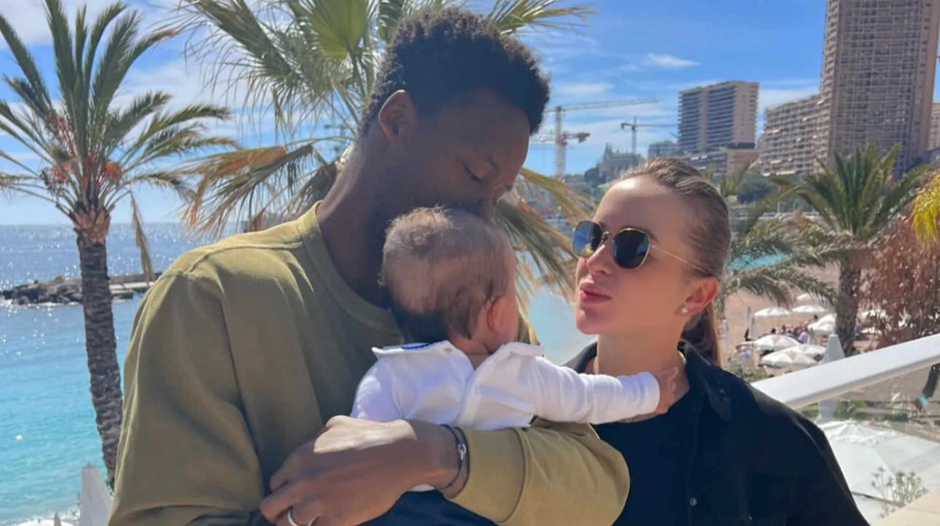 Фанати у захваті: Світоліна та Монфіс показали, як знімають кліп в домашніх умовах