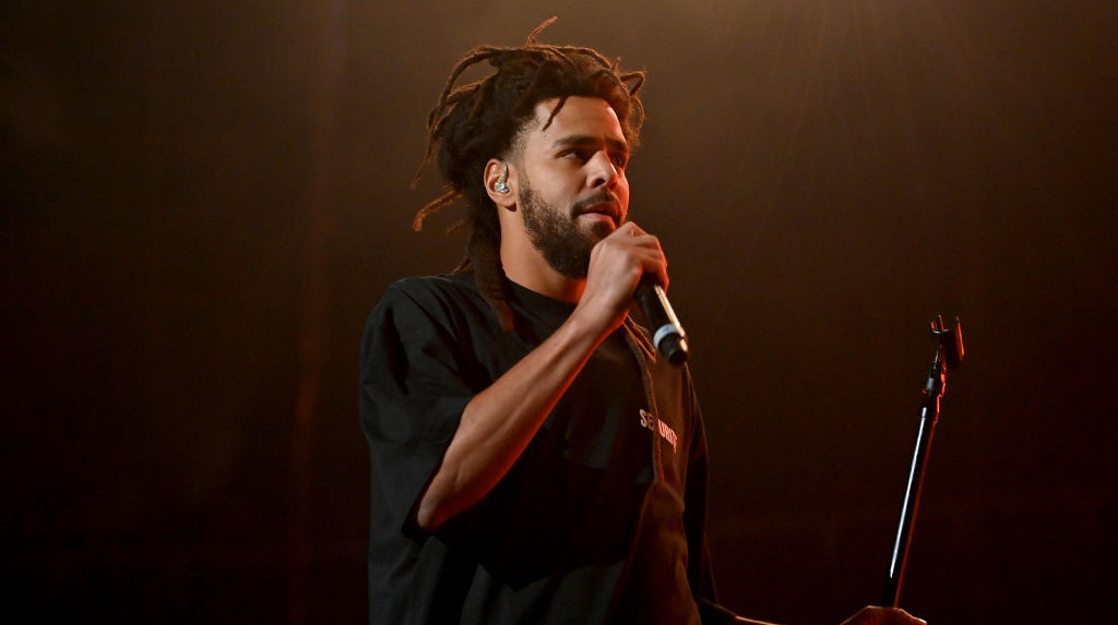 Володар Греммі підписав професійний контракт із баскетбольним клубом