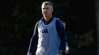 Не витримав критики: Ребров закрив коментарі у соцмережах після фіаско з Азербайджаном