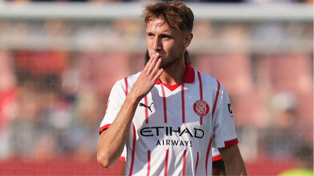 Мы теряем двух важных игроков, – Мичел прокомментировал замену Ваната в матче с Севильей